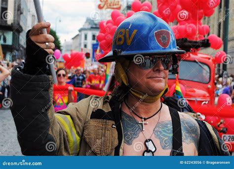 bombero gay